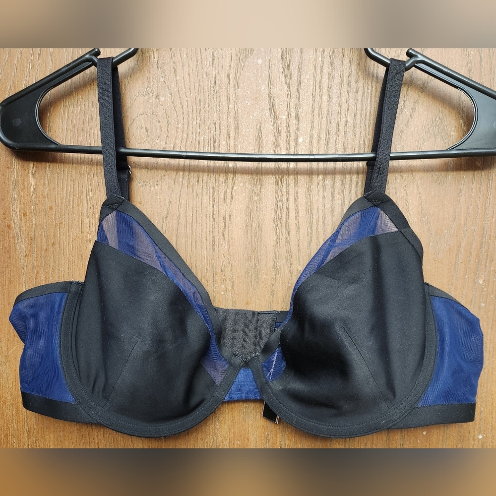 Victoria's Secret Black and Navy Bra
